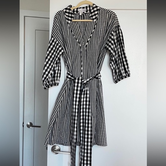 Tanya Taylor Dresses & Skirts - Tanya Taylor Gingham Dress🖤🤍